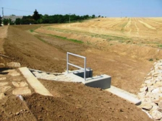 Vypouštěcí zařízení.jpg