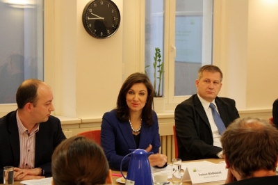 Snídaně s novináři - církevní restituce