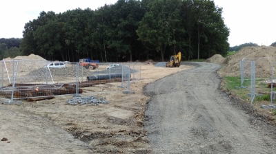 Přeložka polní cesta P4 - nedokončená.jpg