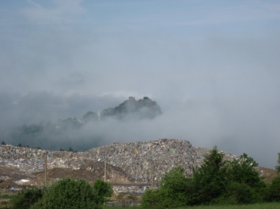 k.ú. Doupovské Hradiště – skládka odpadu Činov.jpg