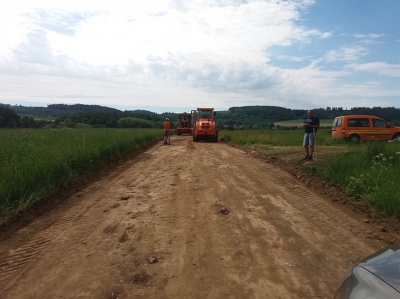 Knínice_ U Šimona-začátek realizace.jpg