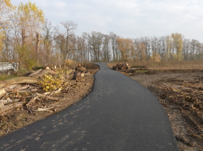 Ukázka realizace polních cest HC 21 a VC 26.jpg