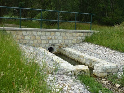 obr. 6 - Napojení biokoridoru LBK 2B na původní zaústění kanálu