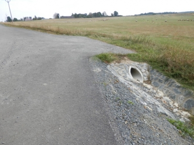 obr. 3 - cesta VPC 1 - sjezd na pozemek