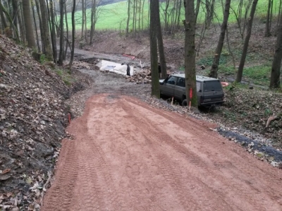 obr. 3 - polní cesta VPC 2 stavba brodu