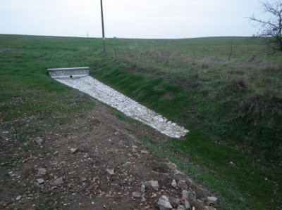 Místo odvodu  přebytečné vody do strže