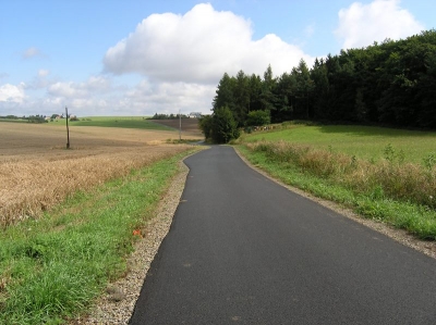Senetářov BK Polní cesta P14 - volný pás od cesty k zem. pozemkům zm