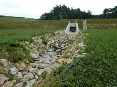 ochranná suchá nádrž N1,k.u. Topolná, Komárov