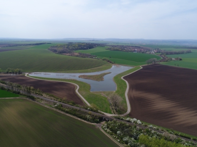 Víceúčelová nádrž s polní cestou a biocentrem Čelčice  (Olomoucký kraj) - po realizaci