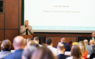 10 let ME ZP v ČR_Petr Bendl.png