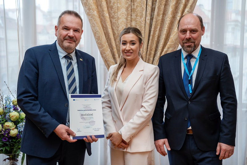 ústřední ředitel Martin Vrba, vedoucí Kanceláře ÚŘ Tereza Kopecká a ředitel OPERS Václav Pergl