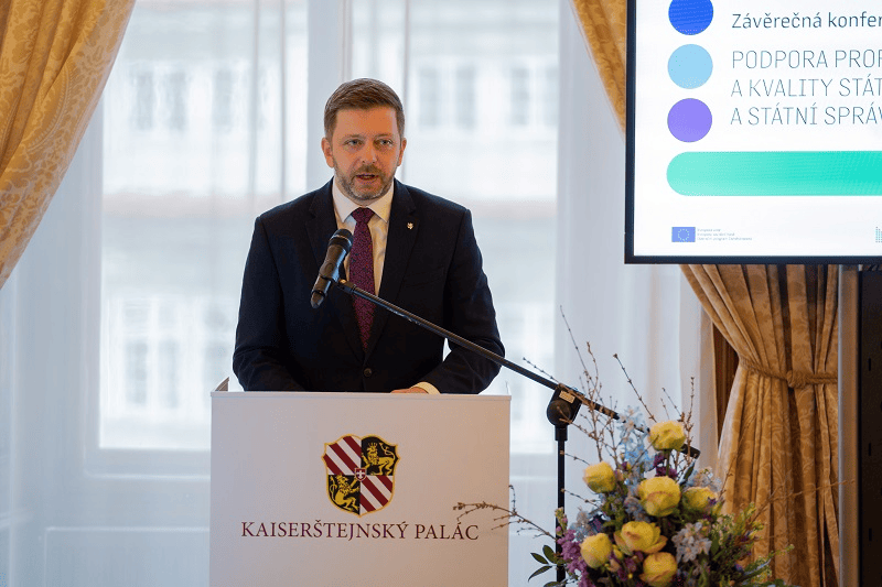 Vít Rakušan zahájil slavnostní konferenci