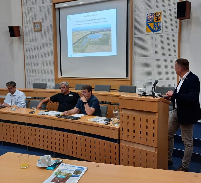 Roman Brnčal na 2023 zasedání „Komise pro rozvoj venkova a zemědělství Rady Olomouckého kraje