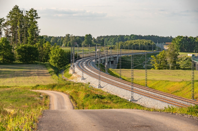 Obrázek2_Koridor s realizovanou komunikací HC-5R v k.ú. Klenovice, vzadu komunikace CV-22 v k.ú. Myslkovice.jpg