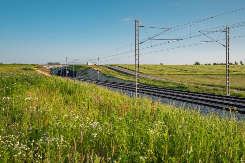 Obrázek7_Koridor s realizovanou komunikací HC-5R v k.ú. Klenovice, zcela vpravo LBK3 v k.ú. Klenovice.jpg