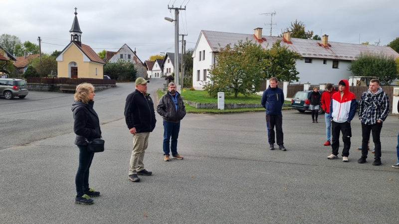 01 uvítaní v Metlích.jpg