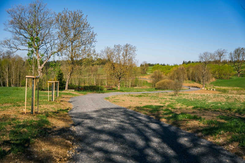 Setkání v Krásné - polní cesta Újezd