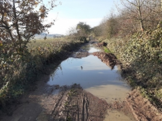 Obrázek4_Původní stav cesty před rekonstrukcí 1.jpg