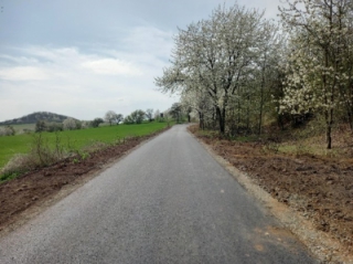 Obrázek7_Stav cesty po rekonstrukcí 2.jpg