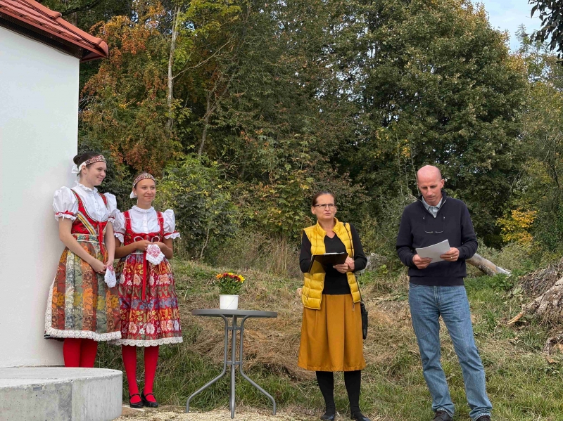 Kaple svaté rodiny Novosedly u Nemanic